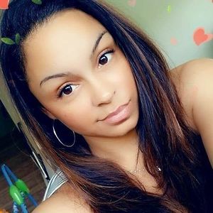 Meet your Posher, Katina